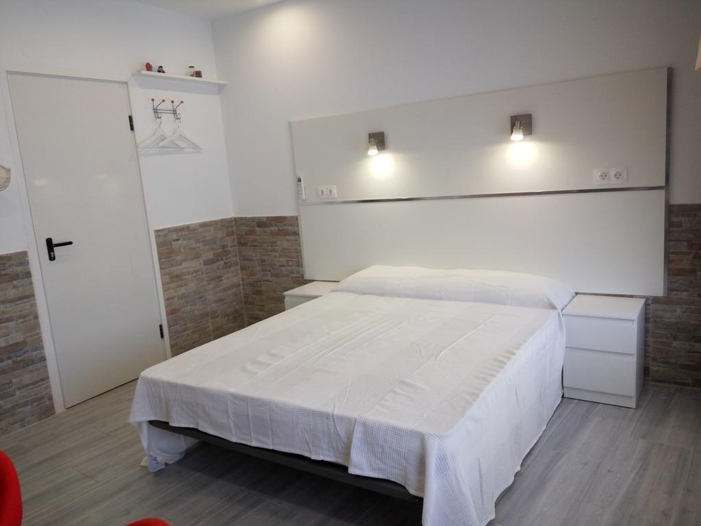 Apartamentos Bcntourism Pineda de Mar Ngoại thất bức ảnh