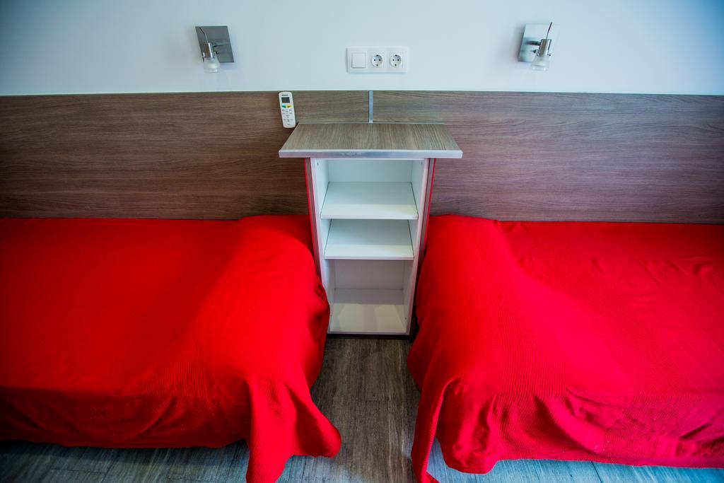 Apartamentos Bcntourism Pineda de Mar Ngoại thất bức ảnh