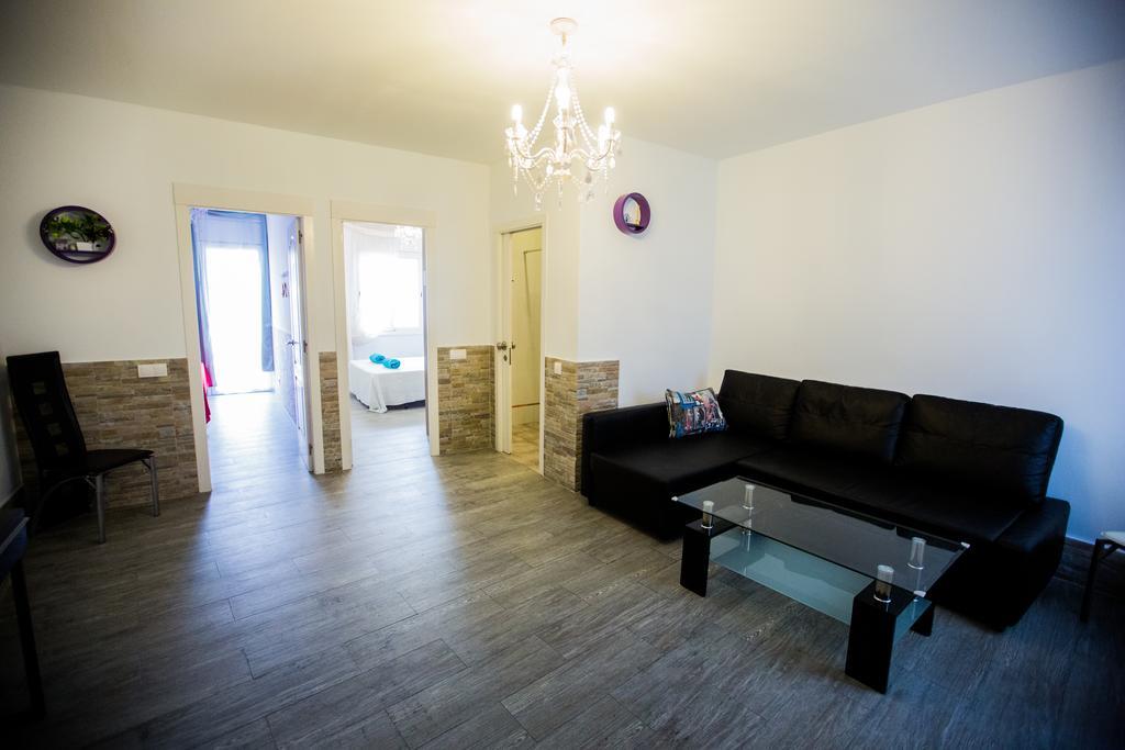 Apartamentos Bcntourism Pineda de Mar Ngoại thất bức ảnh